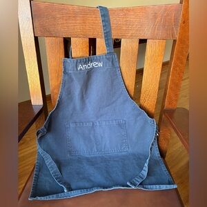 Williams Sonoma Classic Solid Kids Apron Adjustable Blue Cotton “Andrew”